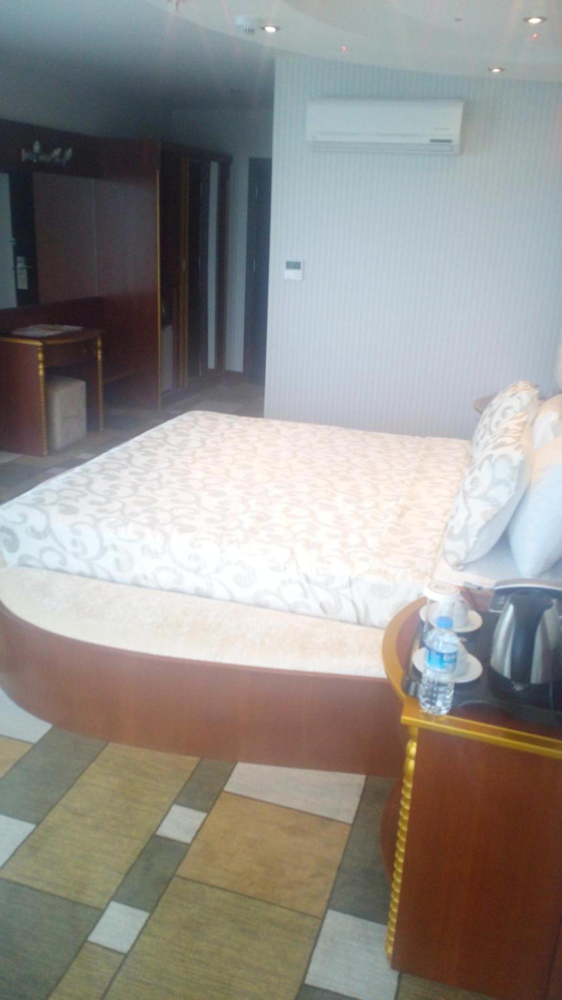 Grand Amisos Hotel Samsun Zimmer foto